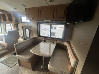 Used 2015 Thor Motor Coach Ace Travel Trailer