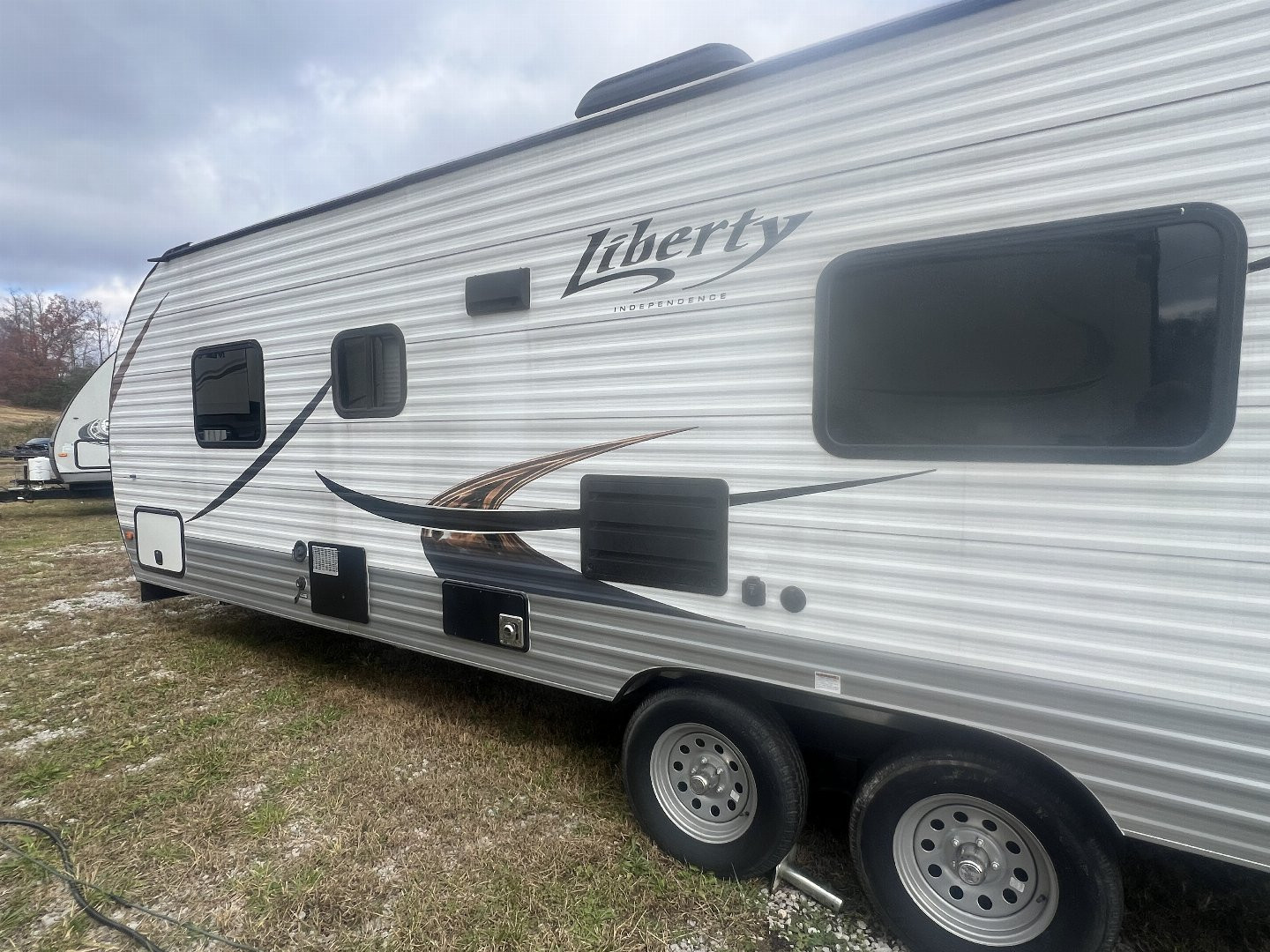 Used 2019 Sunset Park RV Mfg. 2019 Liberty Independence Travel Trailer