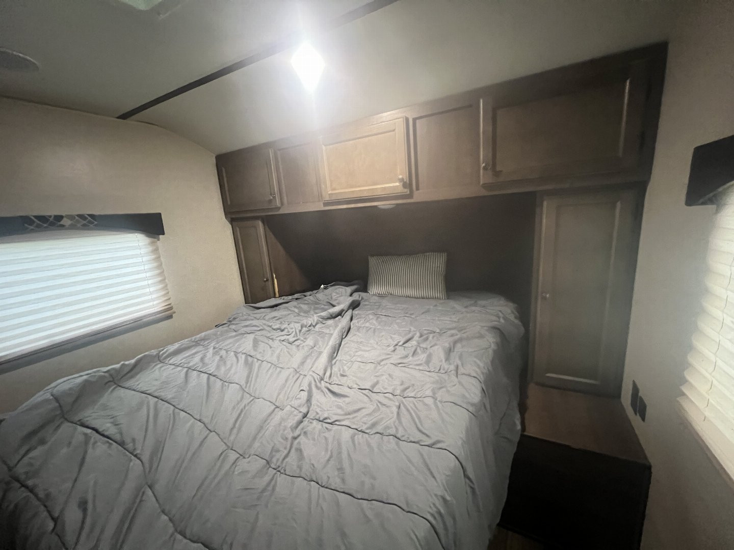 Used 2019 Sunset Park RV Mfg. 2019 Liberty Independence Travel Trailer