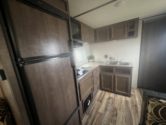 Used 2019 Sunset Park RV Mfg. 2019 Liberty Independence Travel Trailer