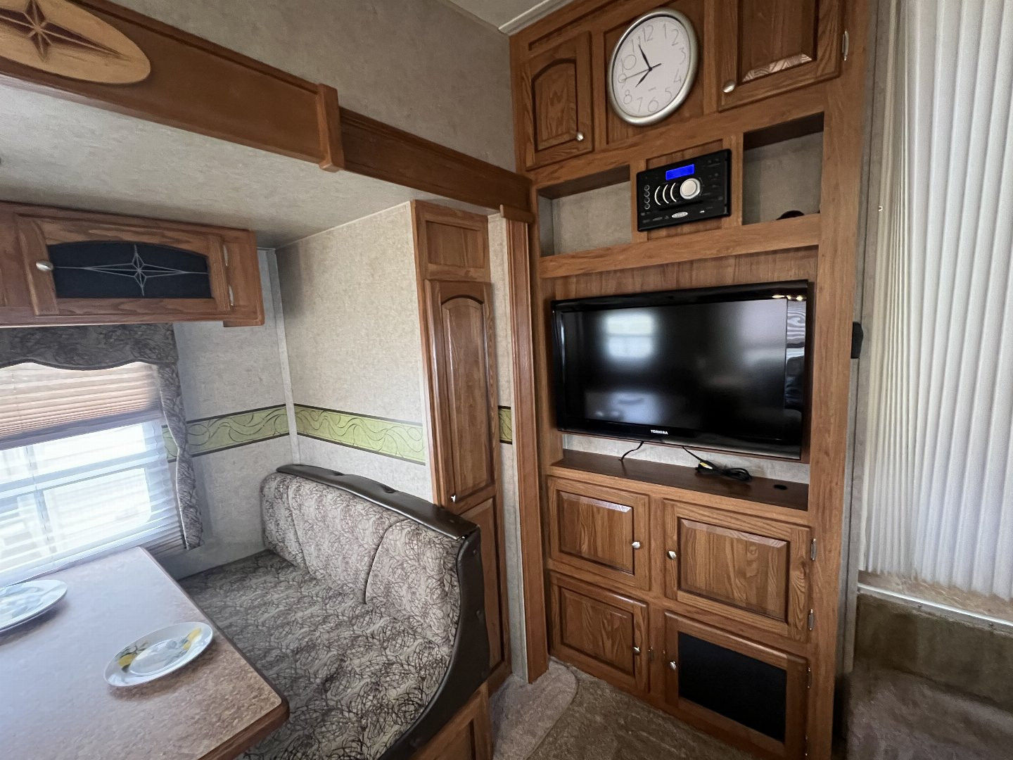 Used 2012 Forest River Rockwood Signature Ultra Lite Travel Trailer