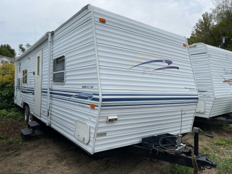 Used 2000 Fleetwood Prowler 29 S Travel Trailer