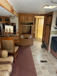 Used 2005 Keystone RV Mountaineer 315RLS Travel Trailer