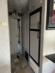 Used 2007 Adventurer RPM 23FBS Toy Hauler