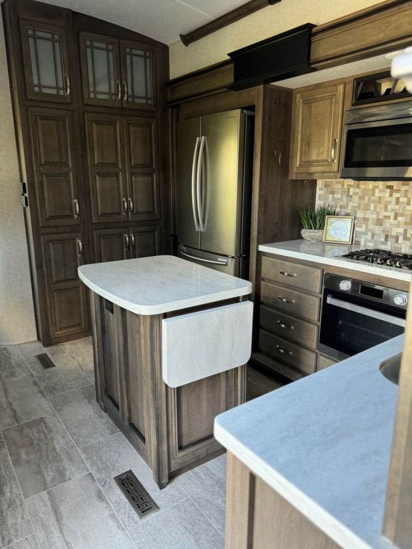 Used 2019 Keystone RV Montana 3731FL Fifth Wheel