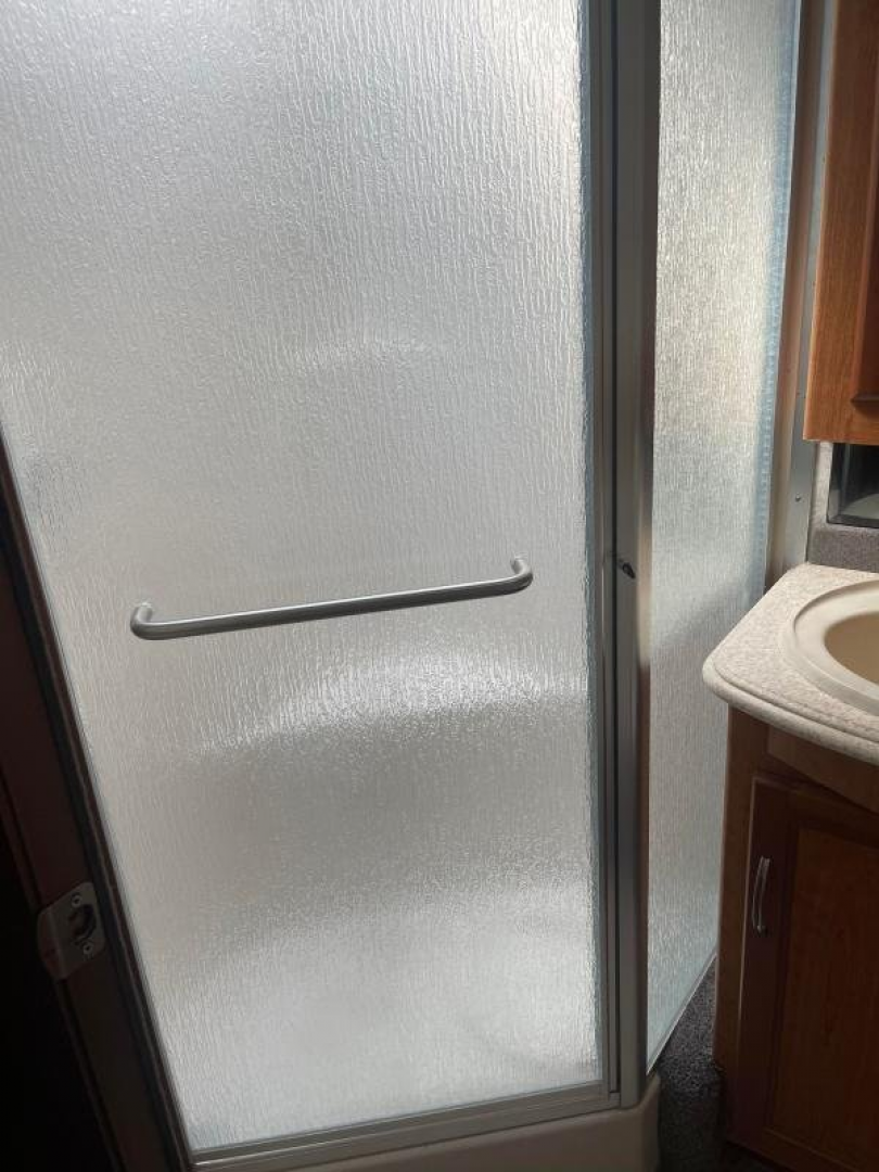 Used 2005 National Tropical Class A