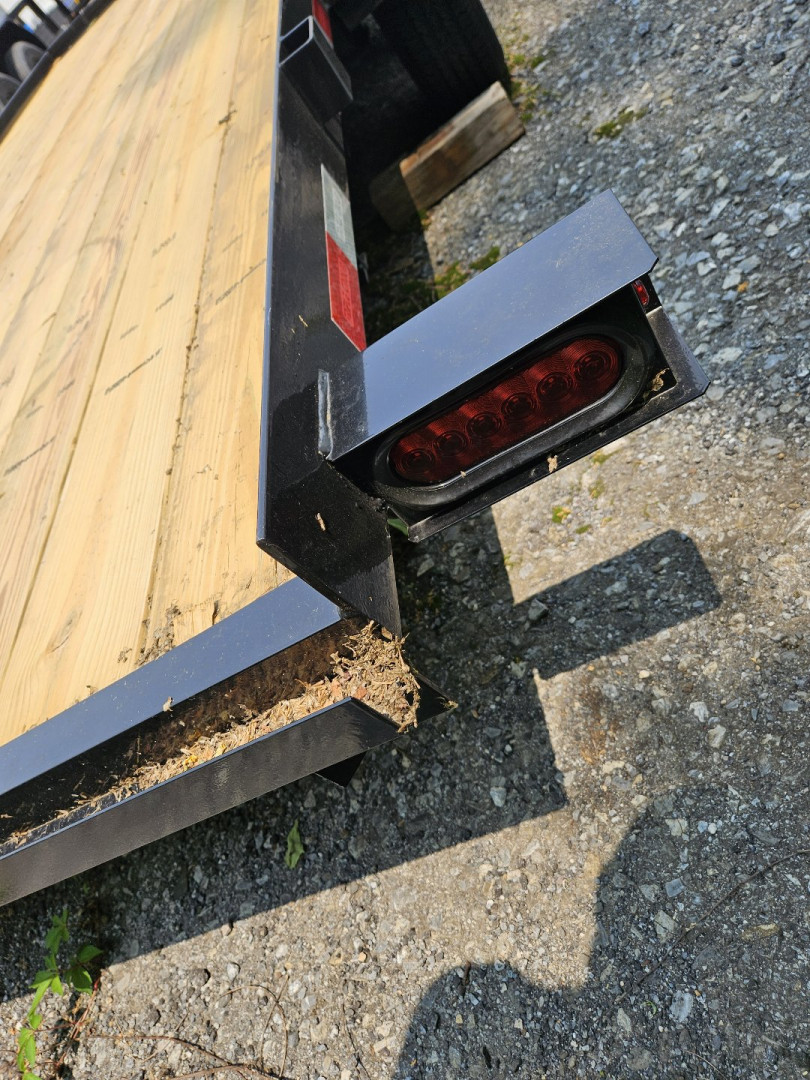 2025 7×18 Car Hauler Trailer photo 6