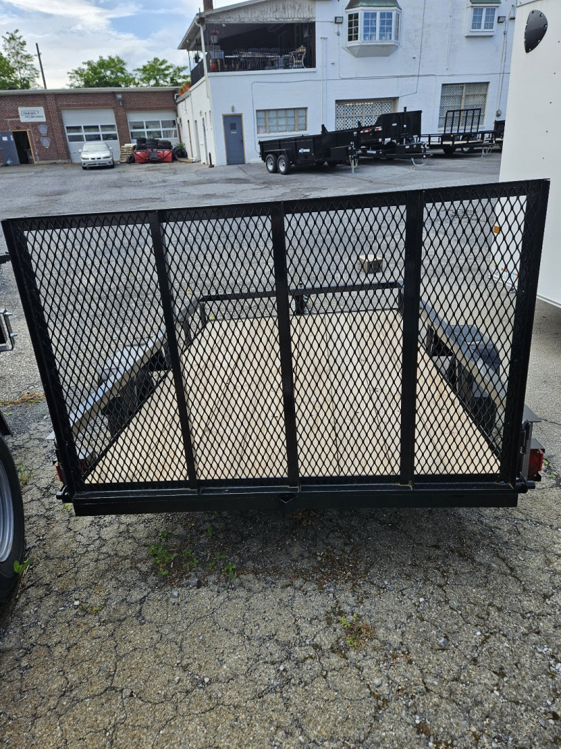 New 2025 TRIPLE CROWN TRAILERS 5' x 8' Utility Trailer LIGHT DUTY 3K