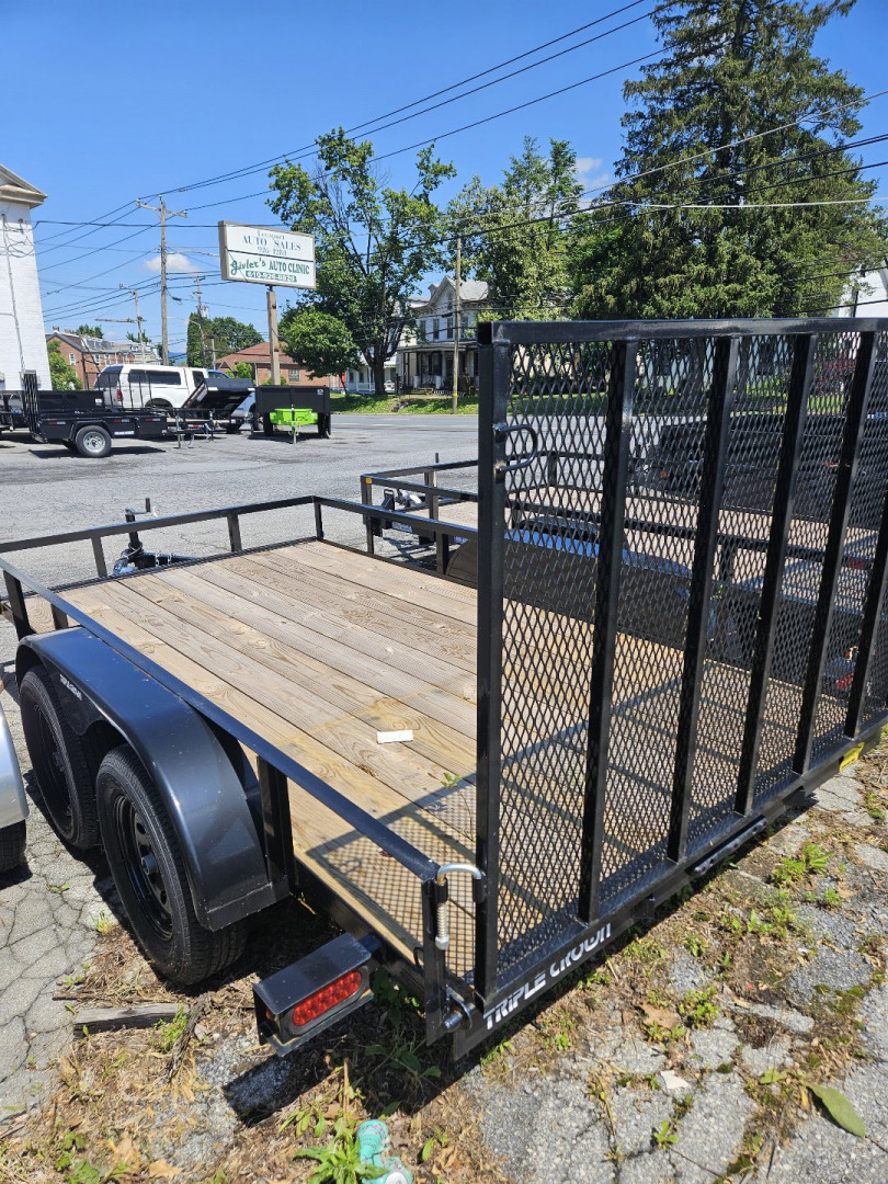 New Triple Crown Trailers 6.4' x 12' TANDEM AXLE 7K RATED