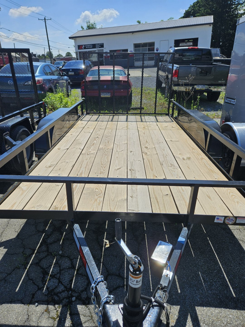 New Triple Crown Trailers 6.4' x 12' TANDEM AXLE 7K RATED