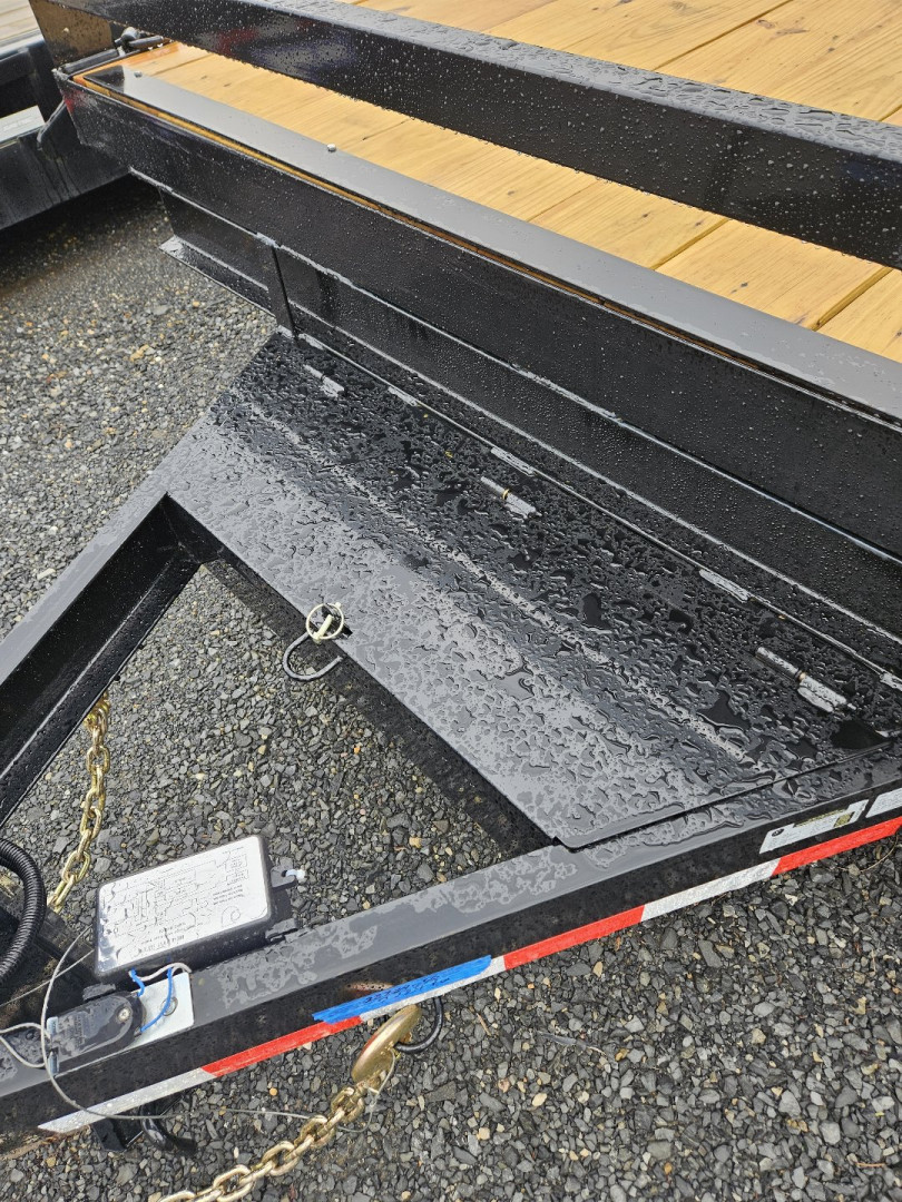 New 2025 Triple Crown Trailers DRIVE OVER FENDER Equipment Trailer 8.5 X 24 14K RATED