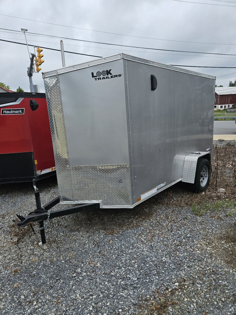 New 2023 LOOK TRAILERS 2023 5 X 10 ST DELUXE 3K Cargo / Enclosed Trailers/MOTORCYCLE