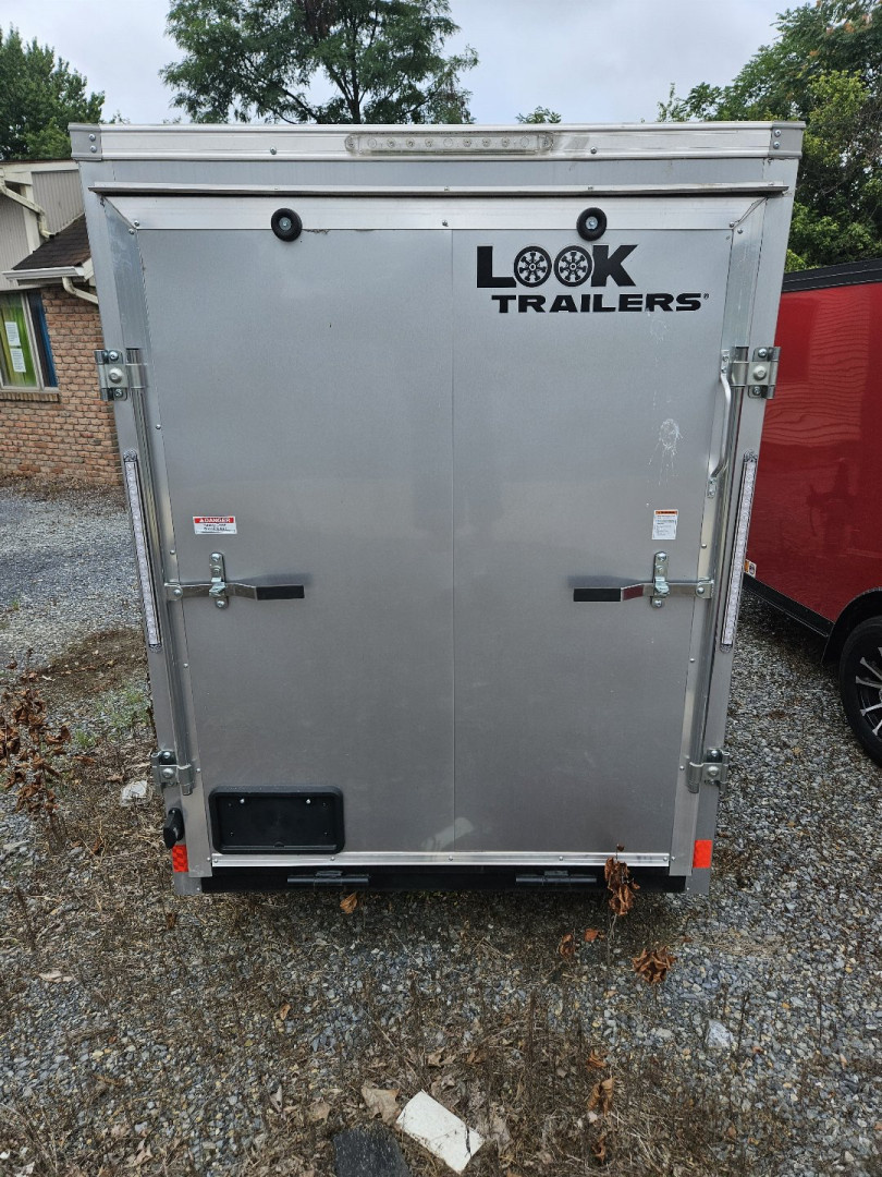 New 2023 LOOK TRAILERS 2023 5 X 10 ST DELUXE 3K Cargo / Enclosed Trailers/MOTORCYCLE