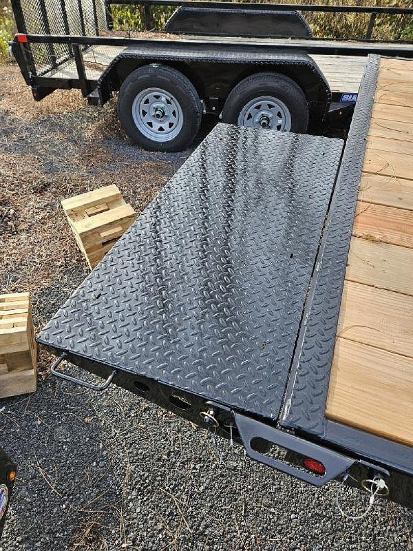 New 2024 BWISE HYD TILT DECKOVER 8 X 26 17K