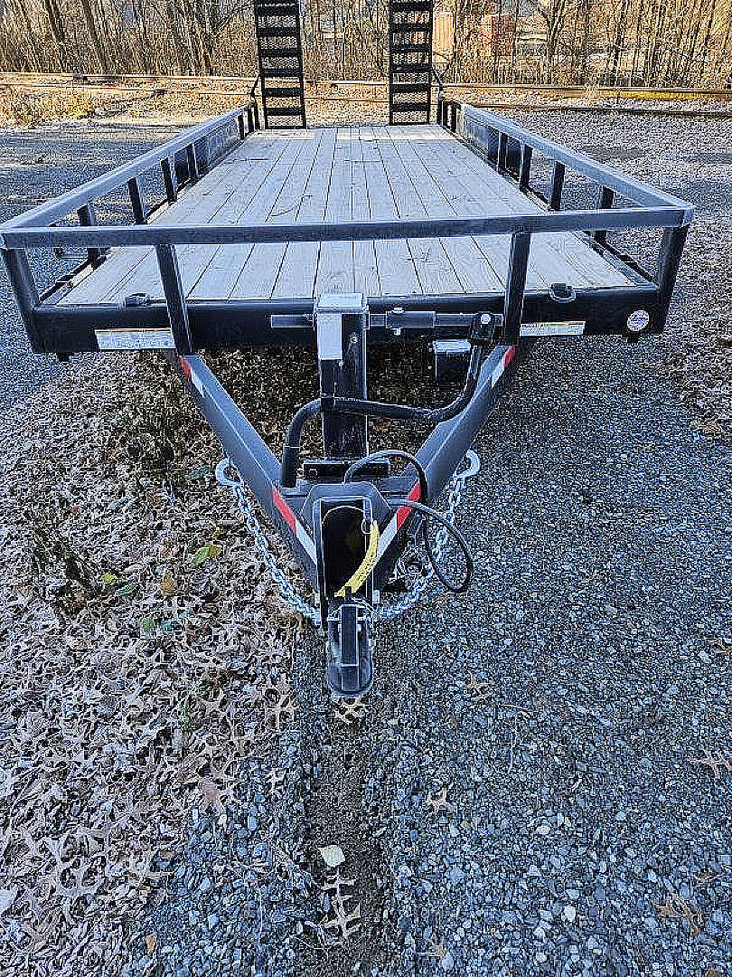 New 2023 Sure-Trac 7 x 22 (20+2) Equipment Trailer  14K