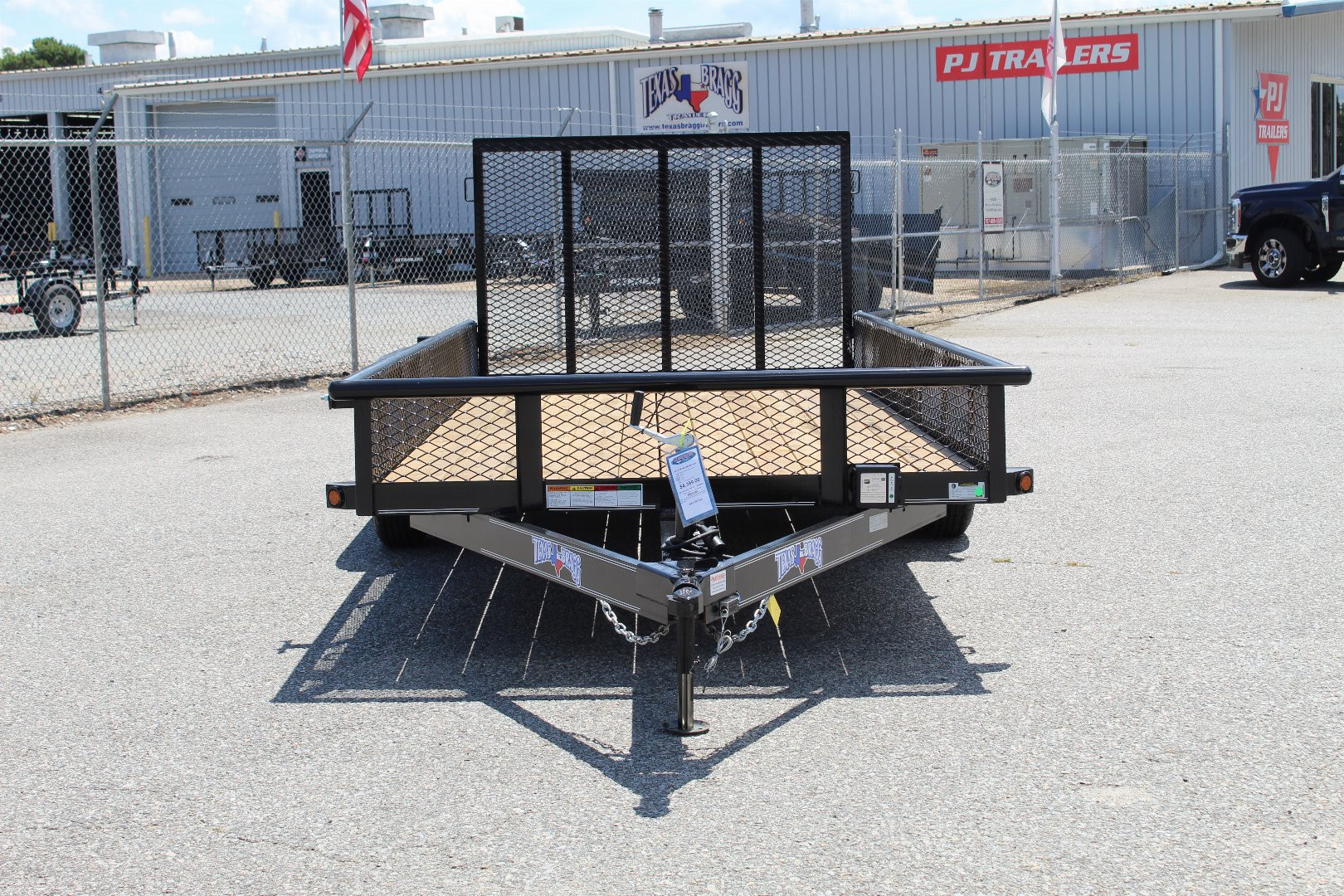 New 2025 TEXAS BRAGG TRAILERS 16P w/ Expanded Sides and Gate Utility Trailer