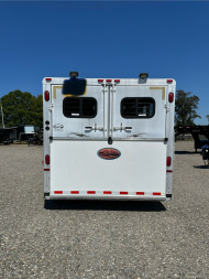 Used 2001 Sundowner Trailers 3H 8010 Sierra 720 Horse Trailer