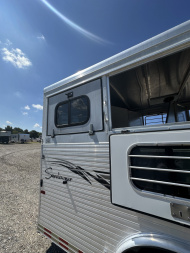 Used 2001 Sundowner Trailers 3H 8010 Sierra 720 Horse Trailer