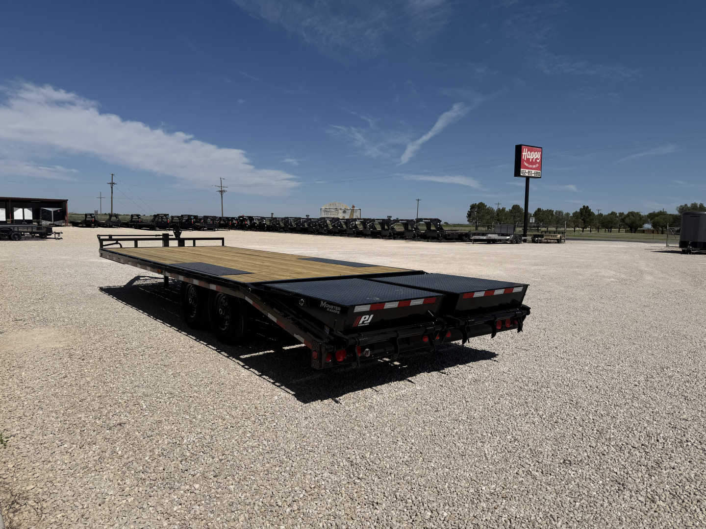 New 2026 PJ 102"x24' BP 8" I-Beam Deckover Trailer – F8