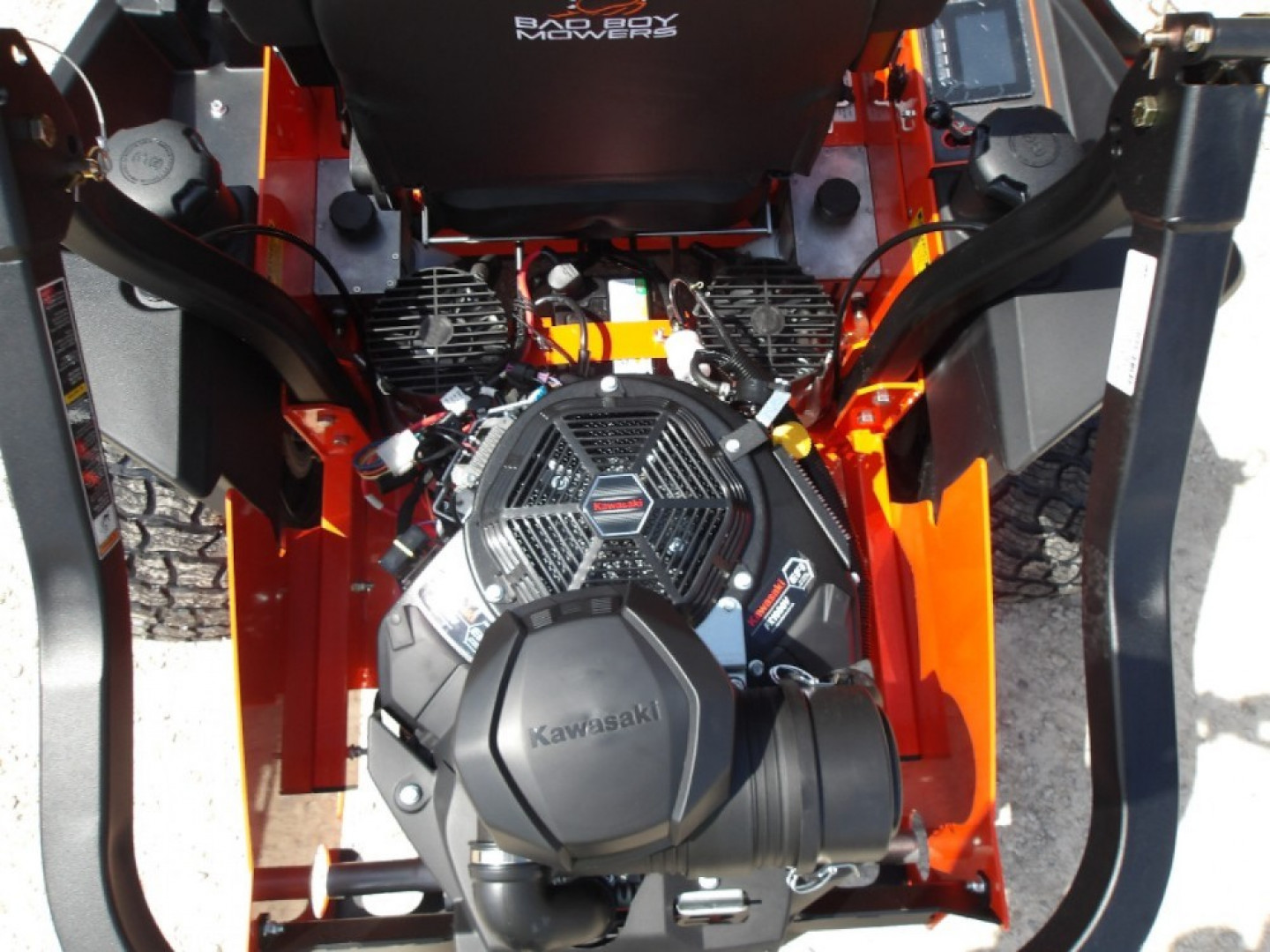 New 2025 Bad Boy Rogue 61" Kawasaki FX1000V EFI 38.5HP Lawn Mowers