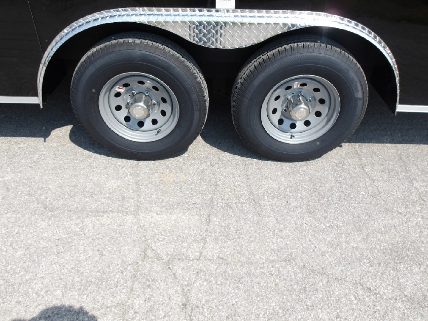 New 2026 Discovery Trailers DCHET8518TA3 Cargo / Enclosed Trailer