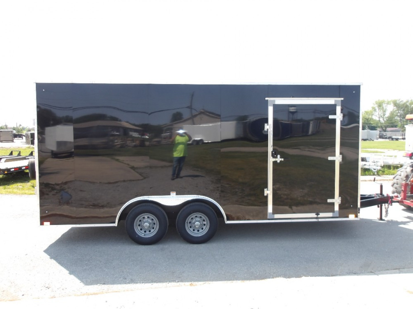 New 2026 Discovery Trailers DCHET8518TA3 Cargo / Enclosed Trailer