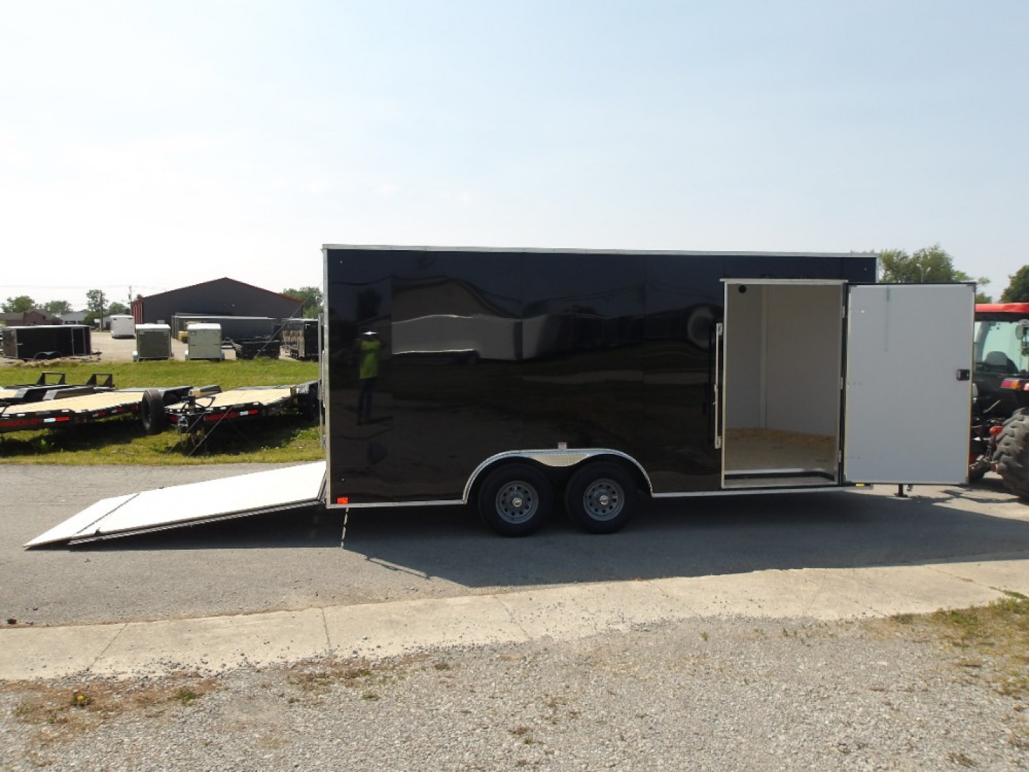 New 2026 Discovery Trailers DCHET8518TA3 Cargo / Enclosed Trailer