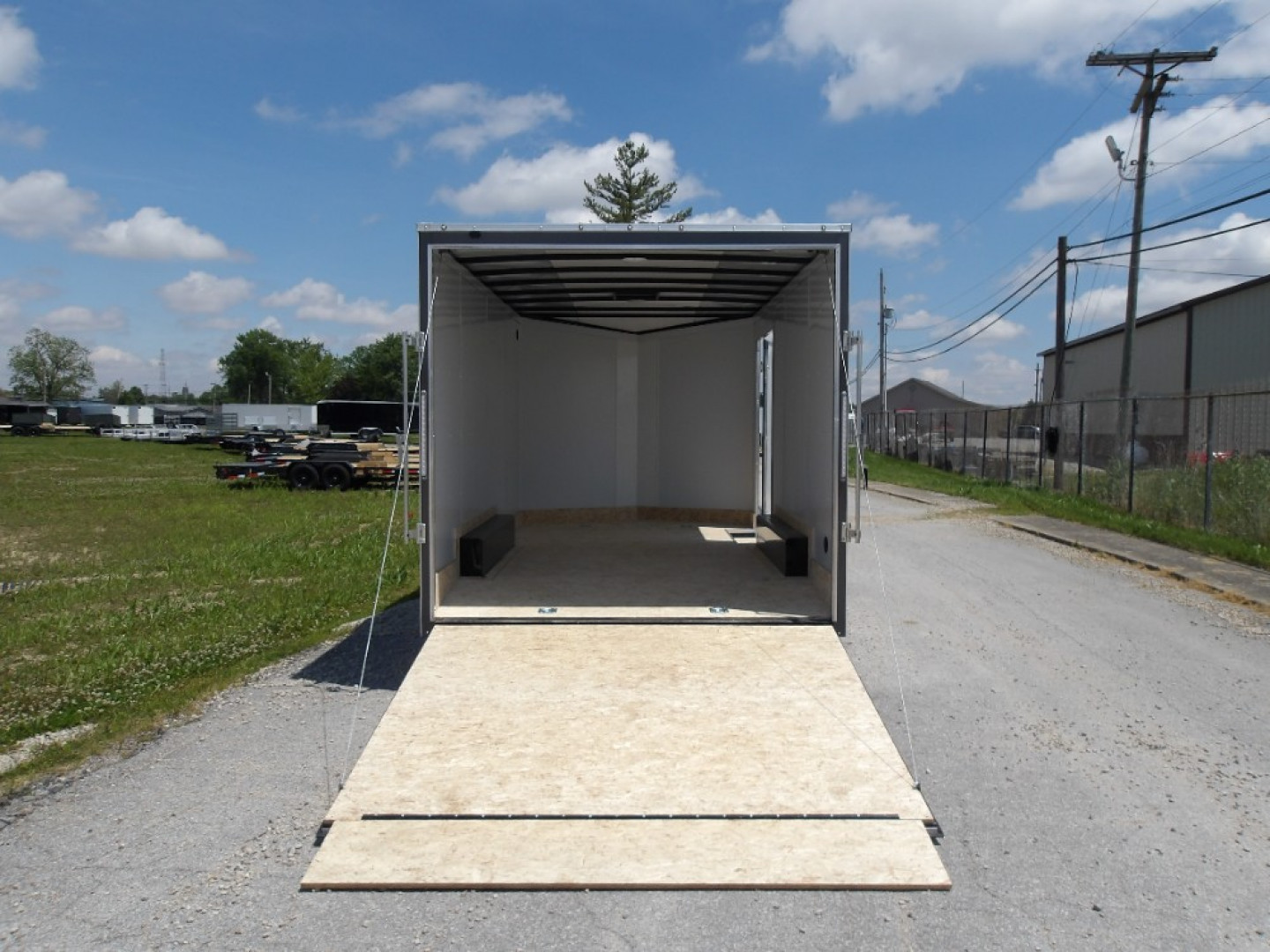 New 2026 Discovery Trailers DCHET8.516TA3 Cargo / Enclosed Trailer