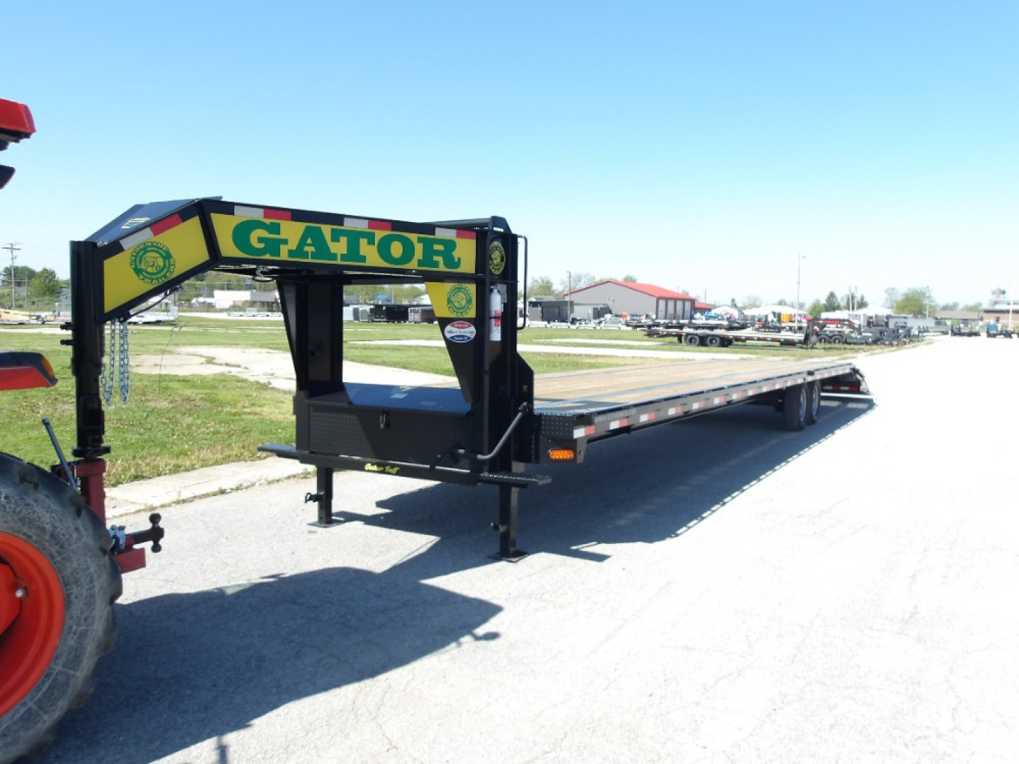 New 2025 Gatormade Trailers 35+5 Gooseneck 16K Flatbed Trailer