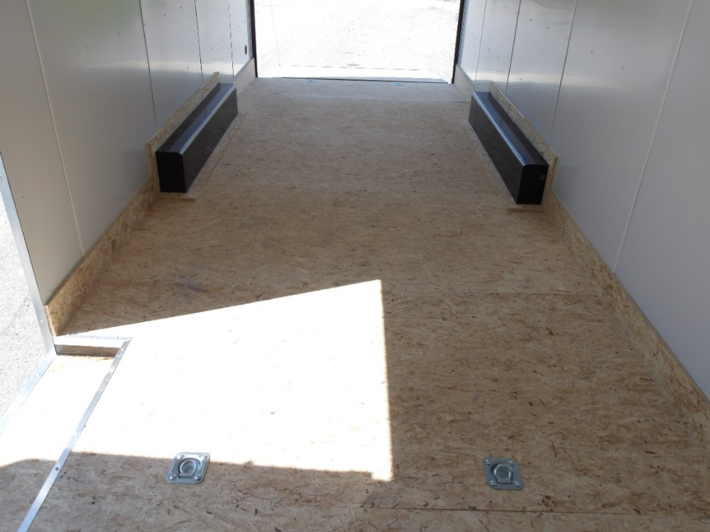 New 2026 Discovery Trailers DCHET8.524TA3 Cargo / Enclosed Trailer