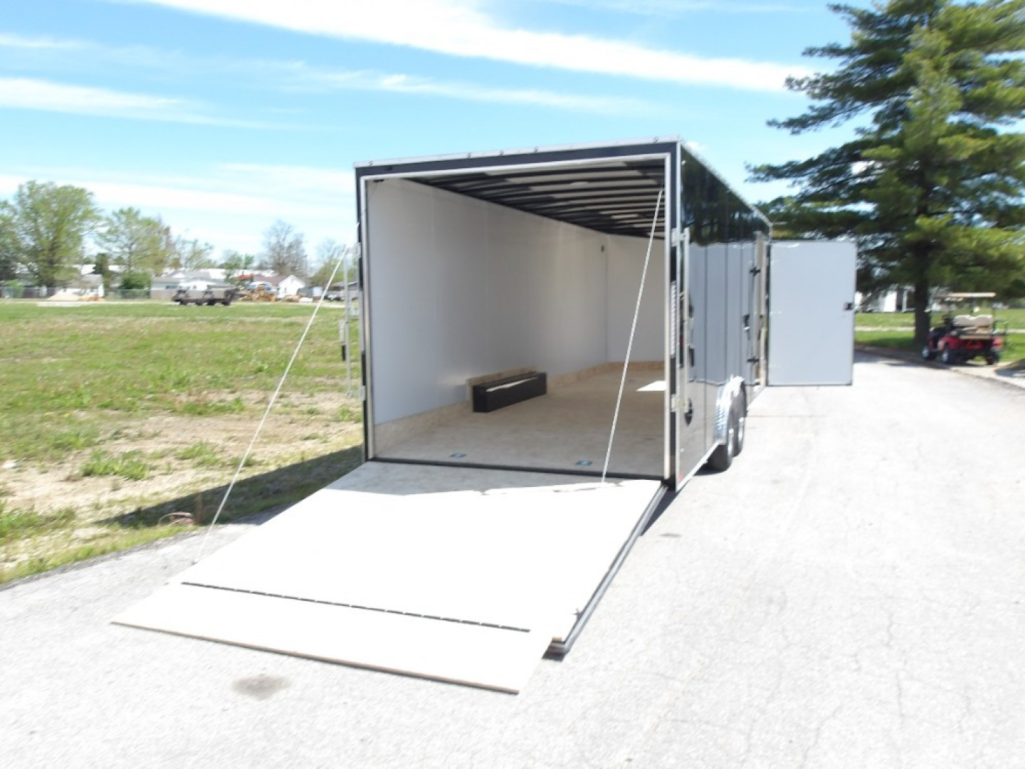 New 2026 Discovery Trailers DCHET8.524TA3 Cargo / Enclosed Trailer