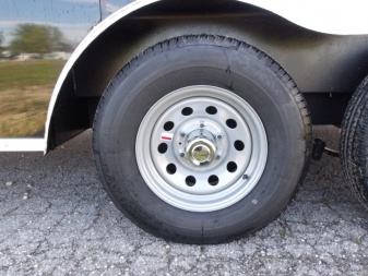 New 2026 Discovery Trailers DCHET8.524TA3 Cargo / Enclosed Trailer