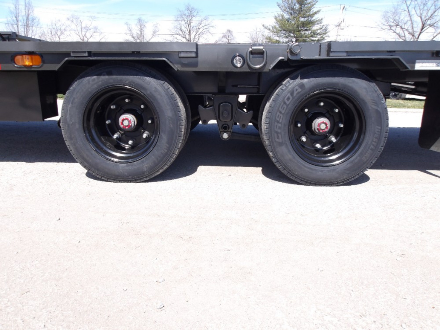 New 2025 MAXXD YDB10232 Flatbed Trailer