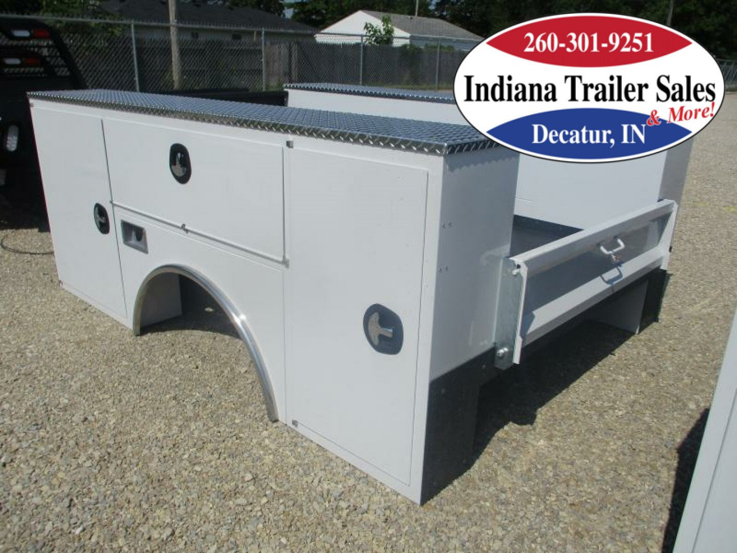 New CM Truck Beds CBG 98/78VVSSG2M Truck Bed