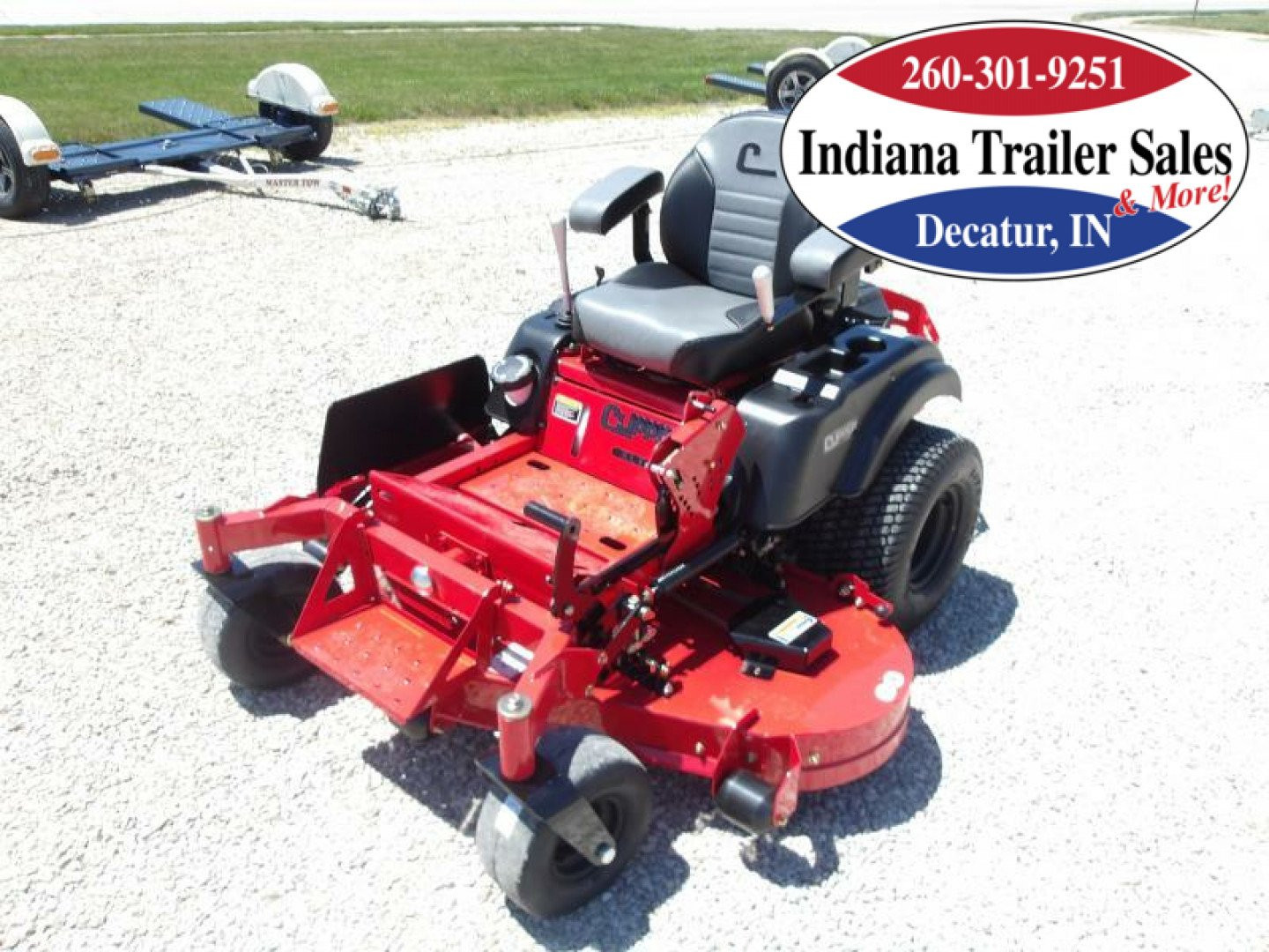 New Country Clipper 2460KAJ-C315 XLT Lawn Mowers