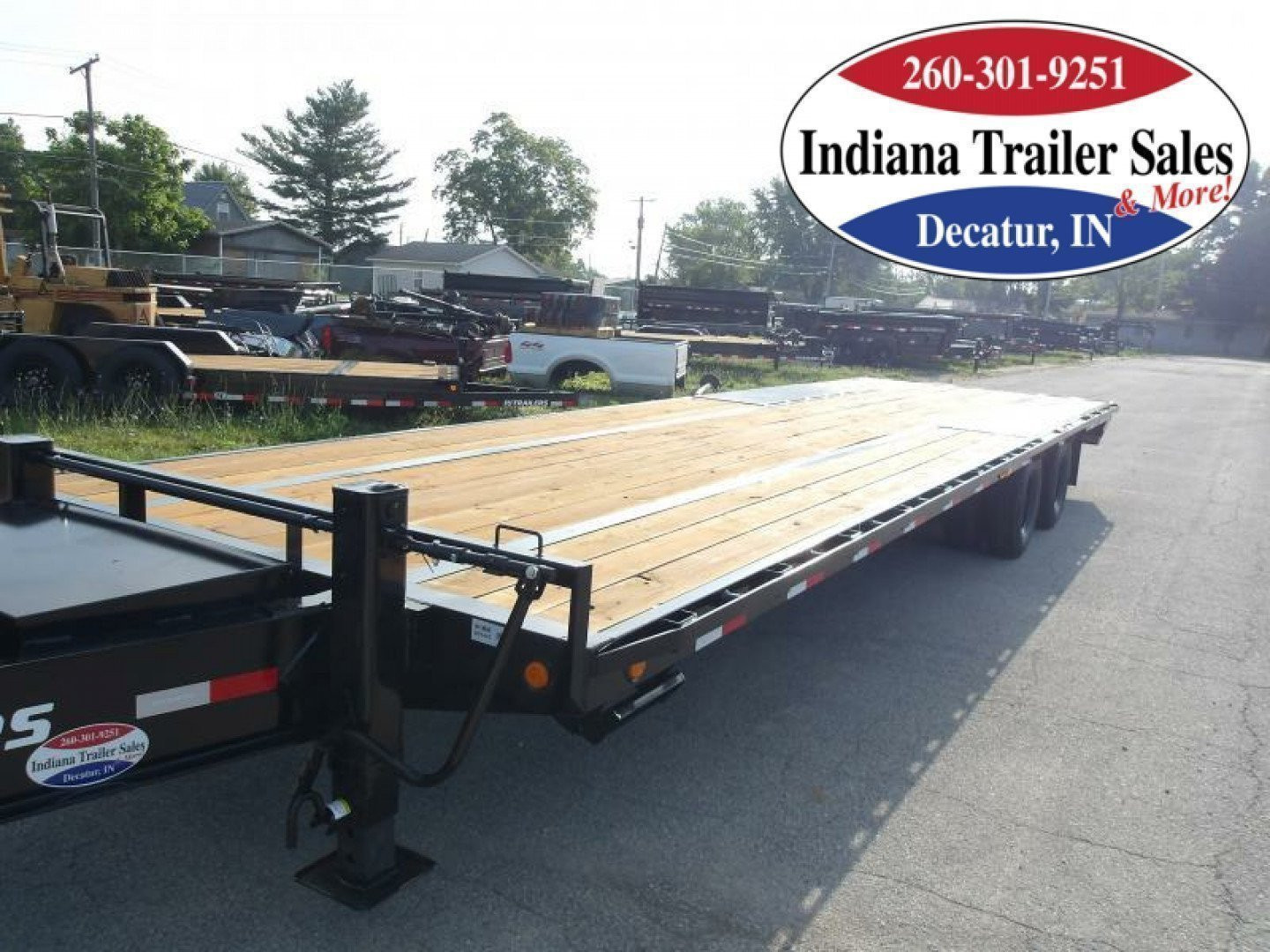 New 2025 PJ Trailers 102x30 PL302 Deckover Trailer
