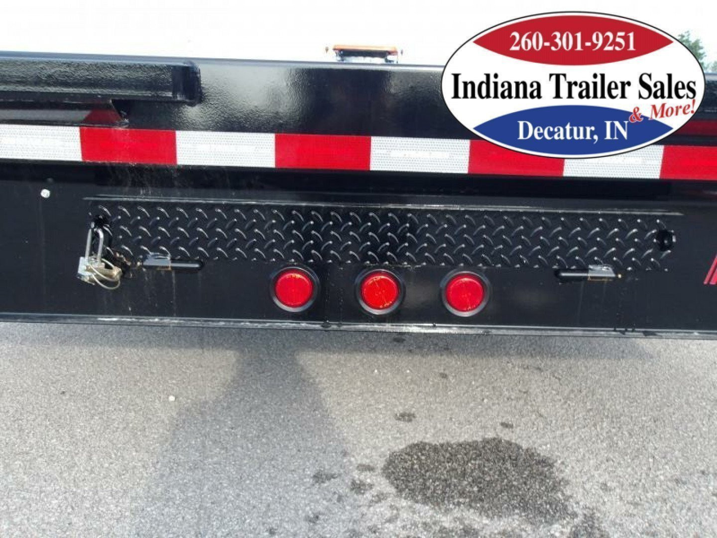 New 2025 PJ Trailers 102x30 PL302 Deckover Trailer