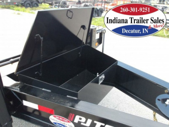 New 2025 PJ Trailers 102x30 PL302 Deckover Trailer