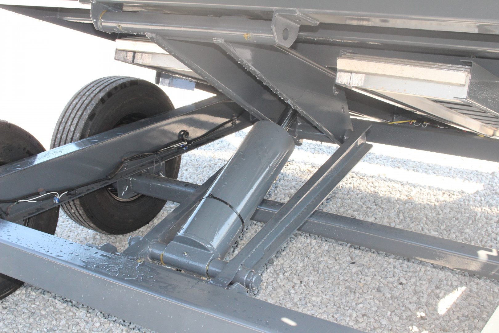 New 2025 Moritz 6' 10" x 14' Heavy Commercial DLH Series Dump Trailer - 14000# GVW