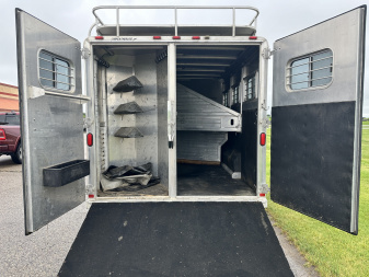 Used 1997 Featherlite Trailers 3H 10' LQ Horse Trailer