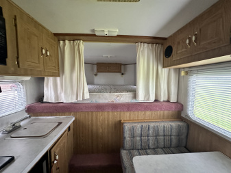Used 1997 Featherlite Trailers 3H 10' LQ Horse Trailer