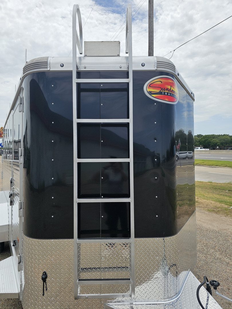New 2026 Sundowner Trailers CONTRACTOR 16' Cargo / Enclosed Trailer