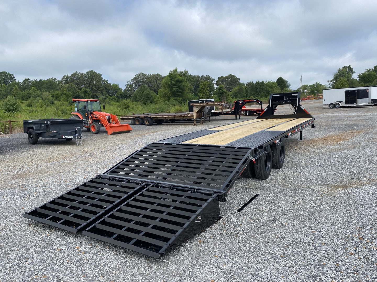 New 2026 MAXXD Gooseneck Flatbed Trailer | 102" x 30' 30K GVWR