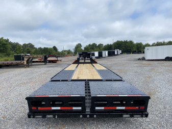 New 2026 MAXXD Gooseneck Flatbed Trailer | 102" x 30' 30K GVWR