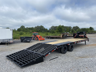New 2026 MAXXD Gooseneck Flatbed Trailer | 102" x 30' 30K GVWR