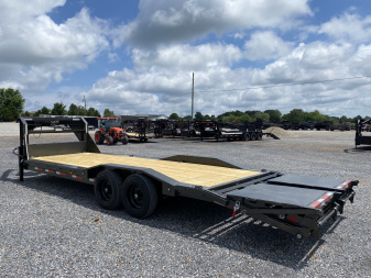 New 2026 MAXXD Gooseneck Trailer | 102" x 26' 18K GVWR