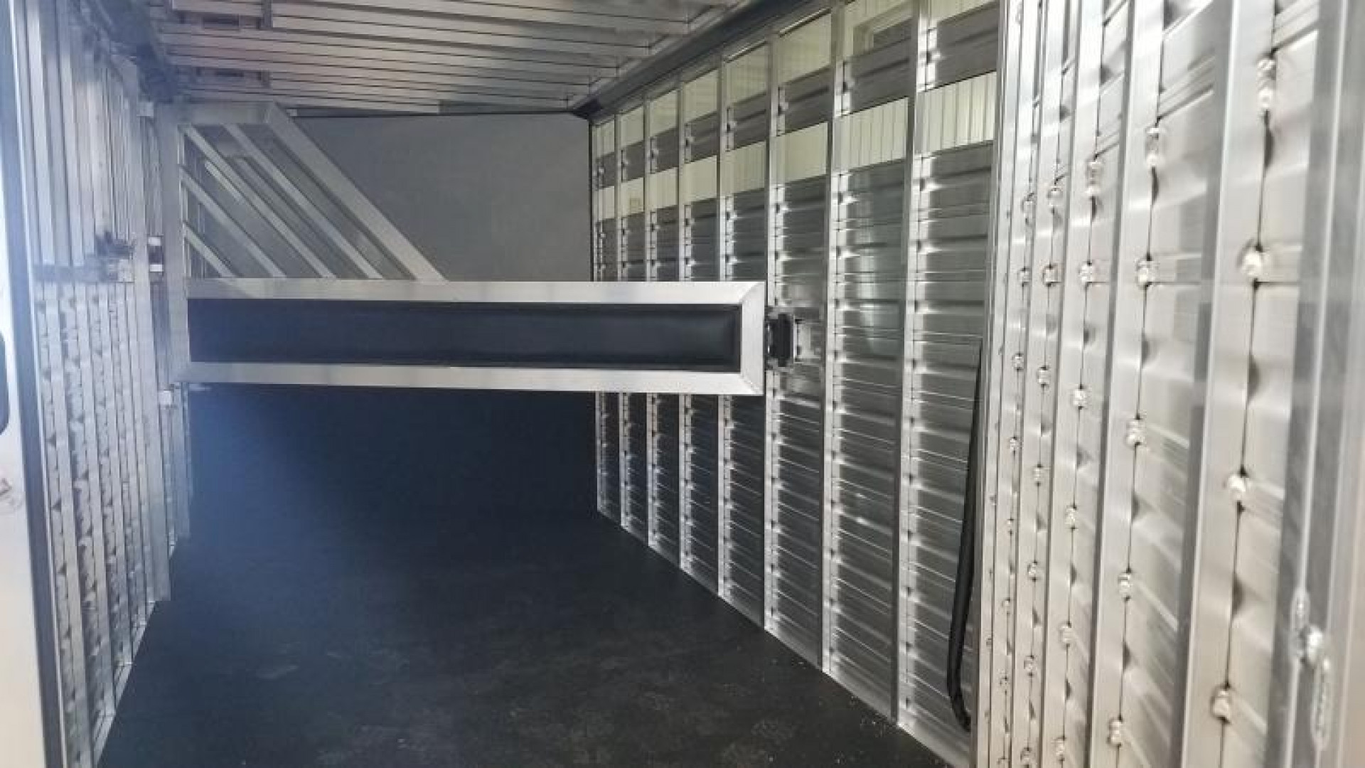 New 2023 Frontier Trailers COLT SERIES COMBO/SLANT 3 HORSE