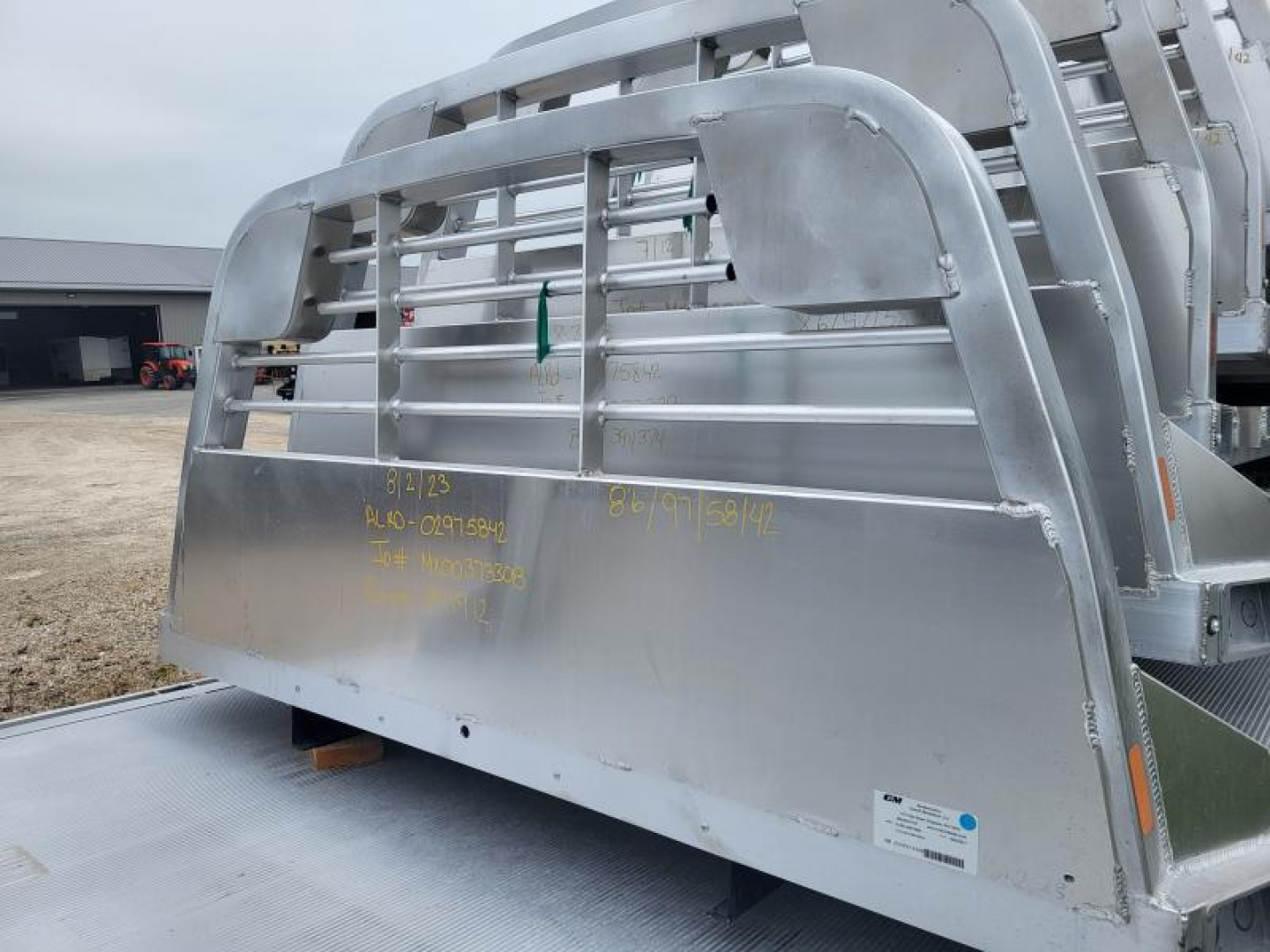 New 2024 CM Truck Beds ALRD 8'6/97/58/42