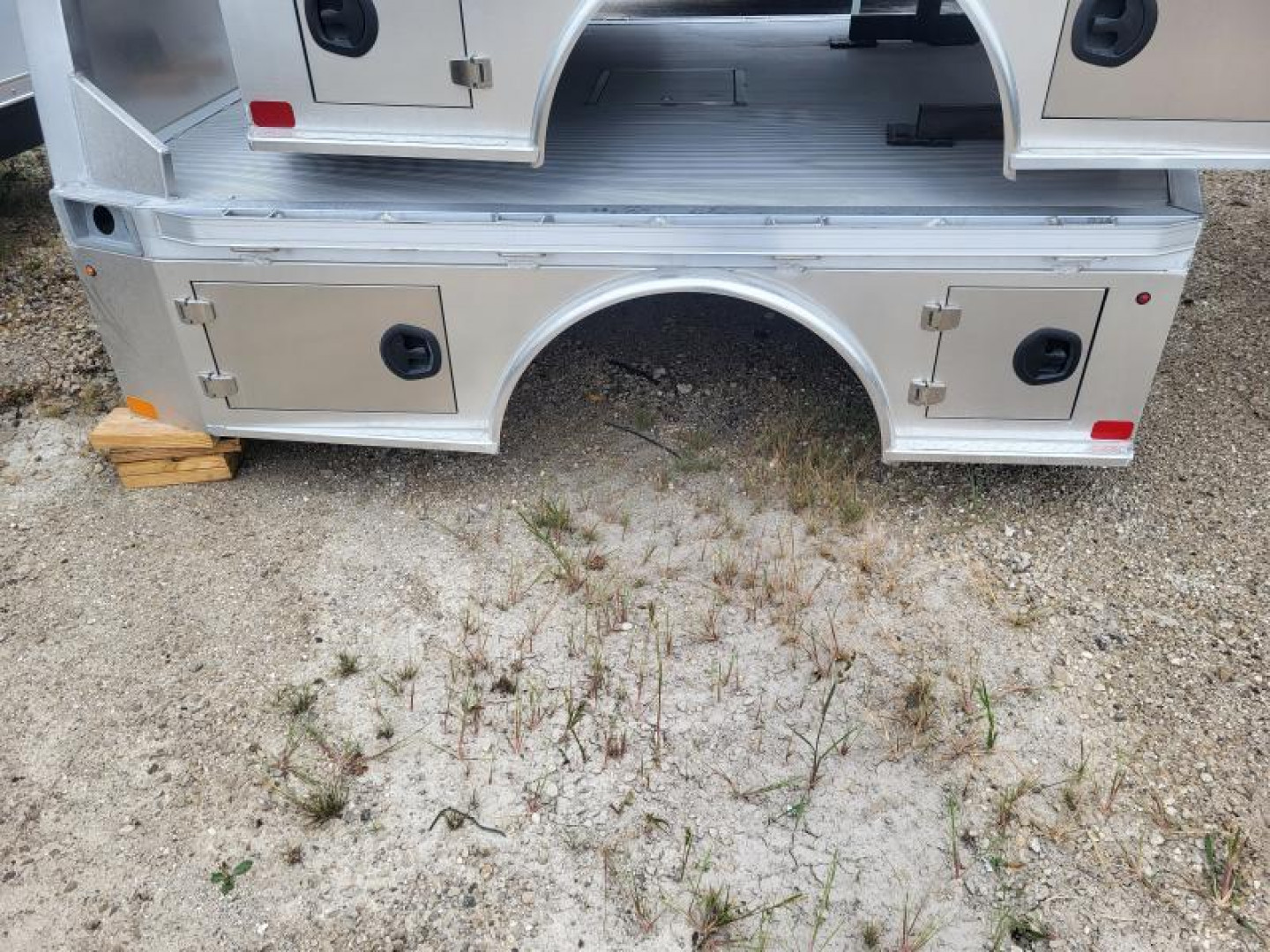 New 2024 PJ Truck Beds ALGS 8'6/97/58/42 GM