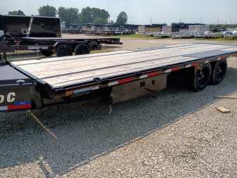 New 2025 Diamond C Trailers DET208L 24X102